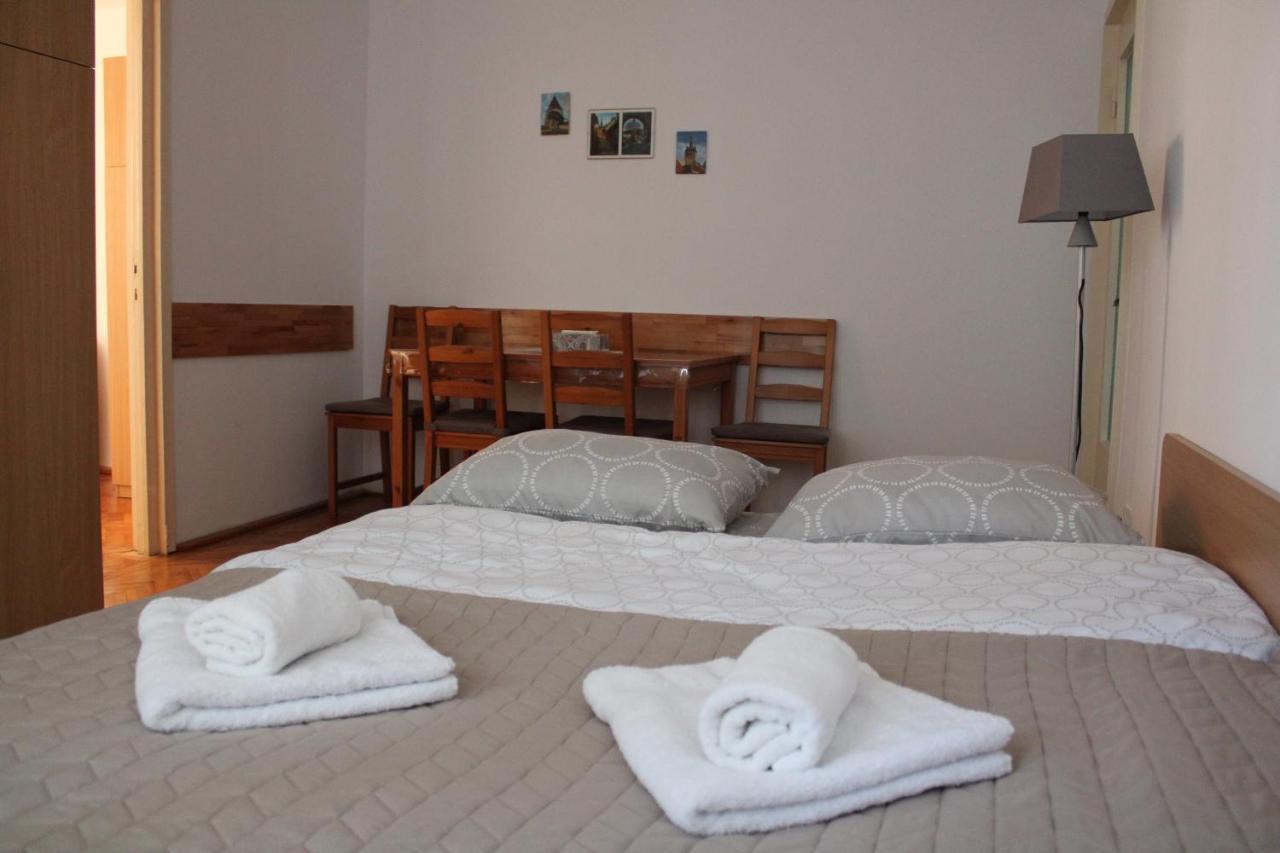 Apartment Brigitta Sighisoara Ngoại thất bức ảnh